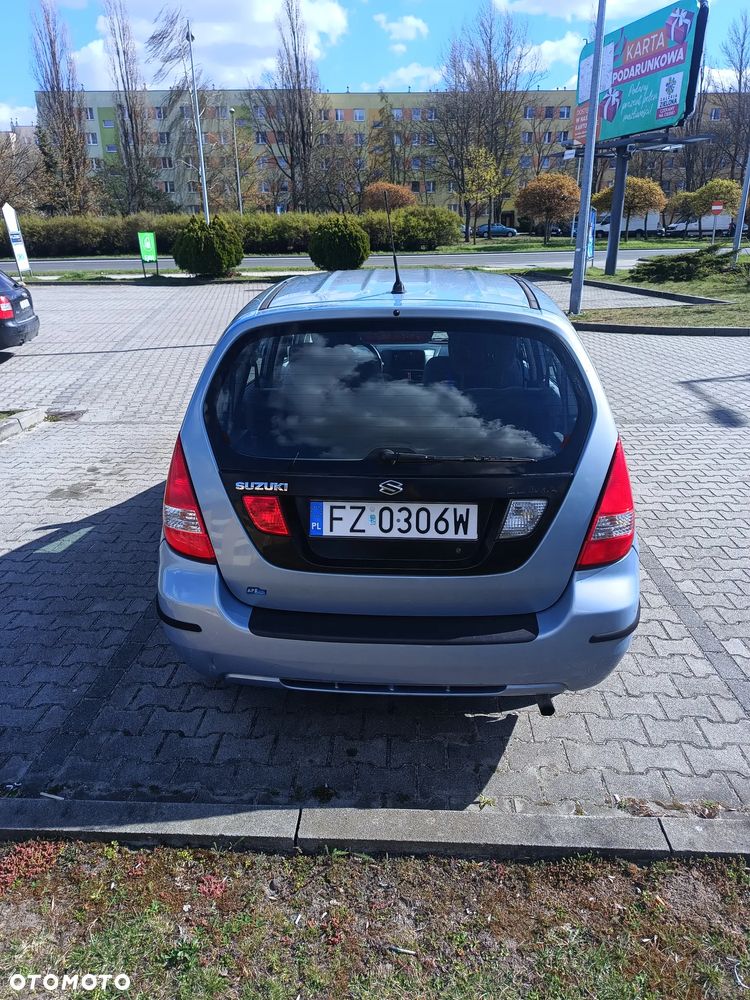 Suzuki Liana 1.6 - 8