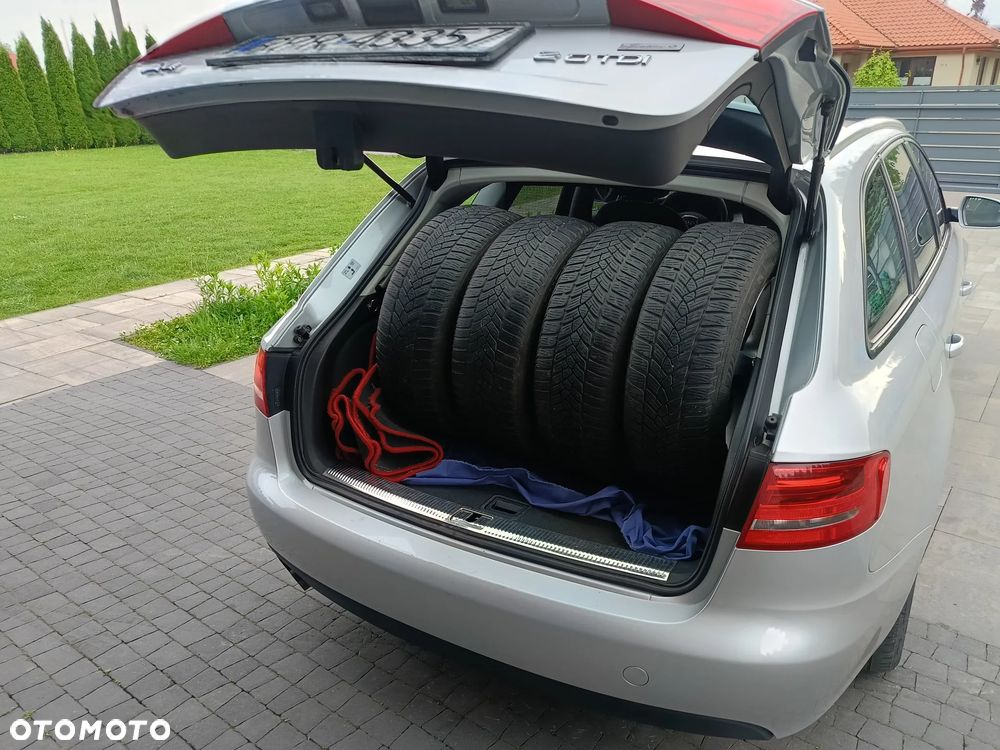 Audi A4 Avant 2.0 TDI DPF multitronic Ambiente - 14