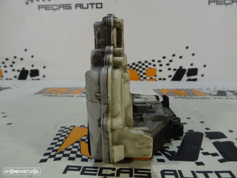 Fecho Da Porta Frente Direita Volkswagen Passat (3C2)  3C2837016a / 3C - 4
