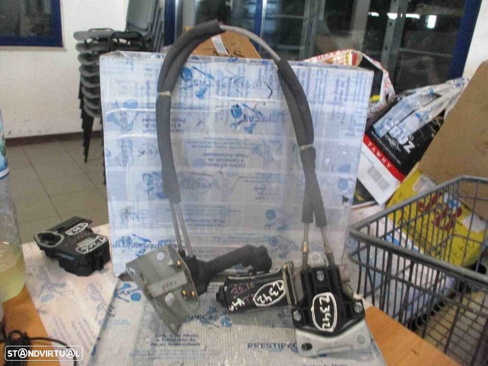 Motor Elevador Vidro 55352310 KIA CARNIVAL 2005 2.9CRDI  16V 145Cv 5P AZUL TD - 1