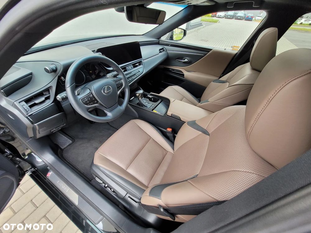 Lexus ES ver-300h-f-sport-design - 3