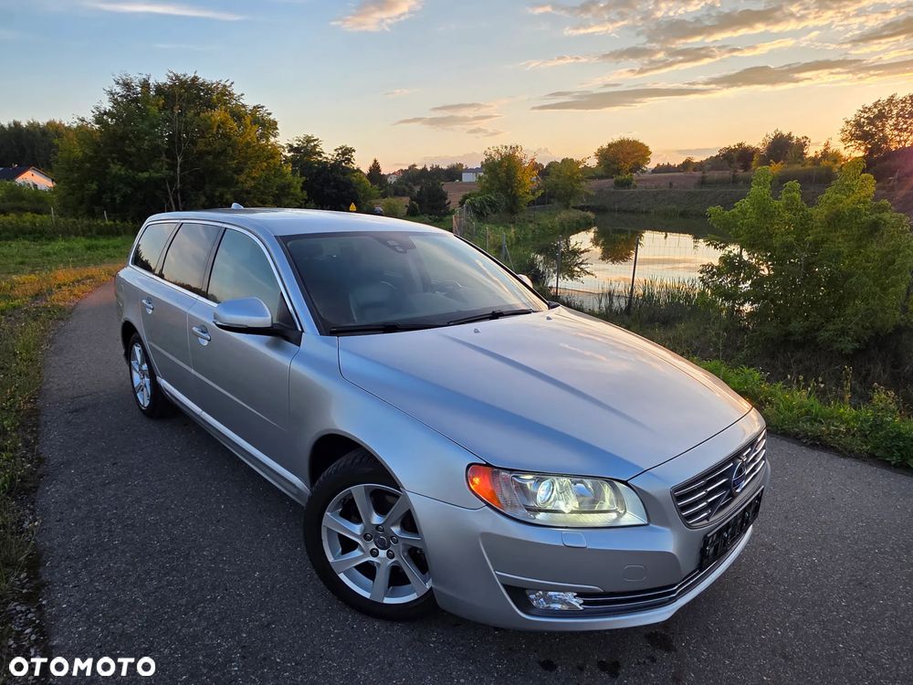 Volvo V70 D5 AWD Dynamic Summum - 30