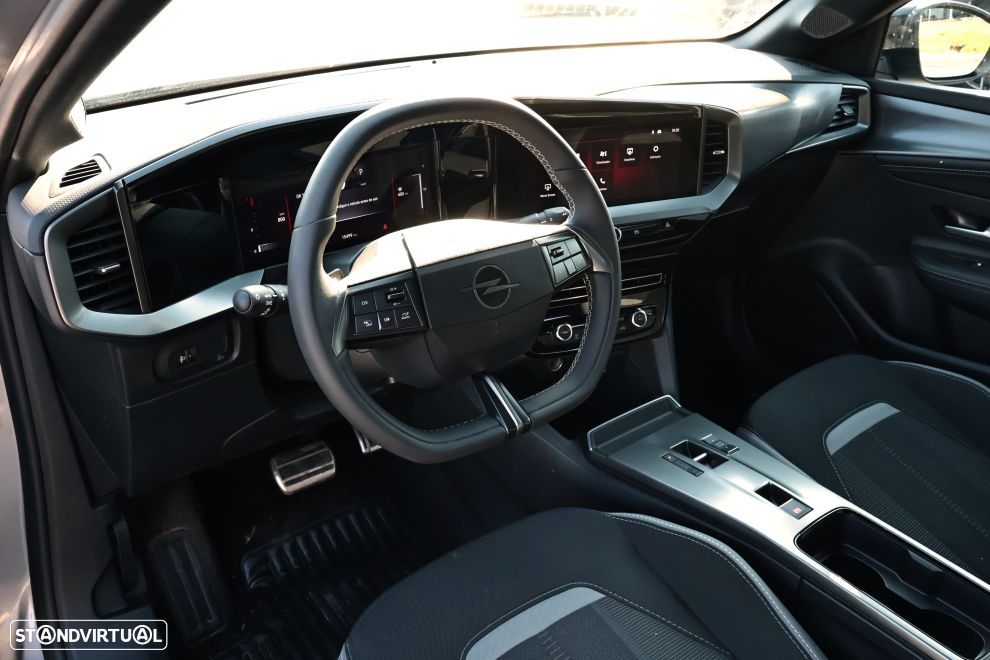 Opel Mokka 1.2 T GS AT - 13