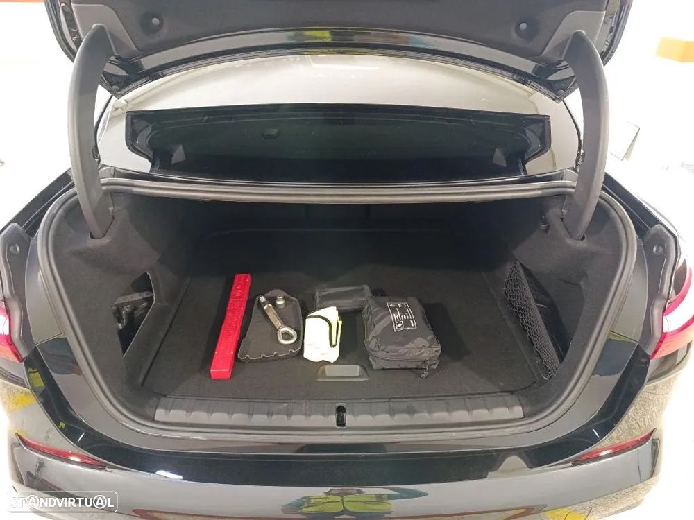 BMW 216 Gran Coupé d Corporate Edition - 10