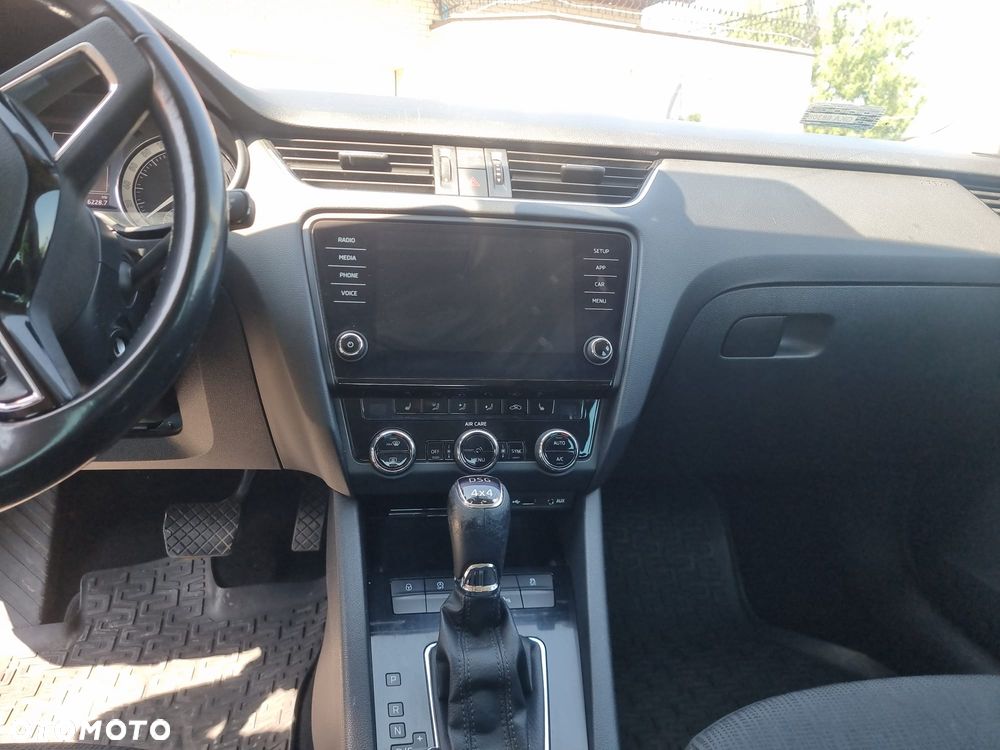 Skoda Octavia 2.0 TDI 4x4 Ambition DSG - 7