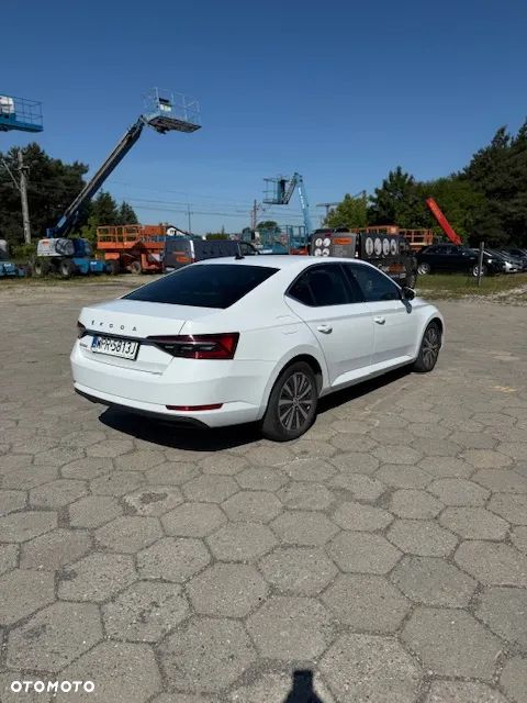 Skoda Superb 2.0 TDI SCR Ambition DSG - 7