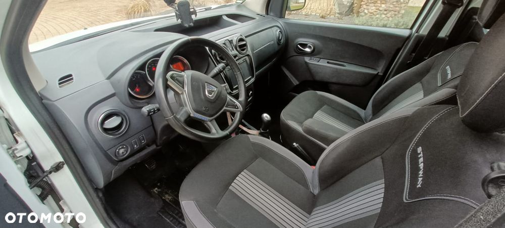 Dacia Dokker 1.6 SCe Stepway - 8