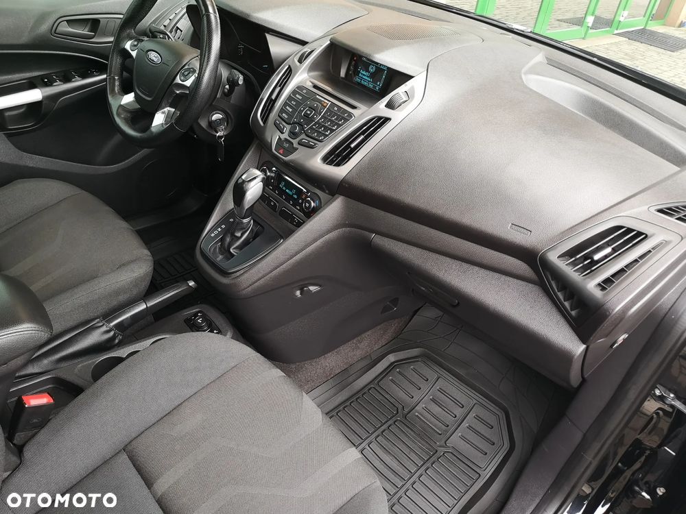 Ford Tourneo Connect Grand - 12