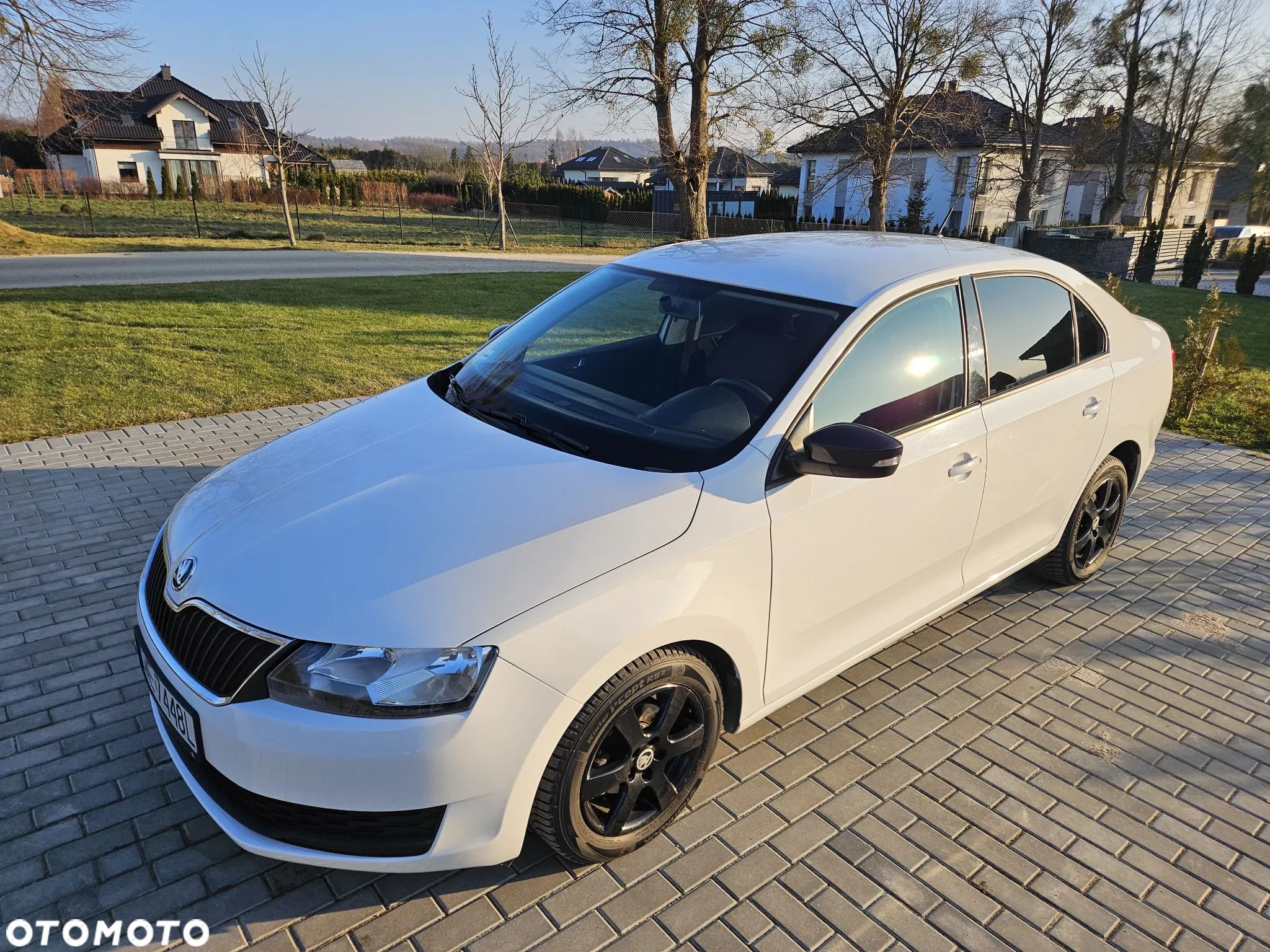 Skoda RAPID Spb 1.4 TDI DPF Ambition - 1
