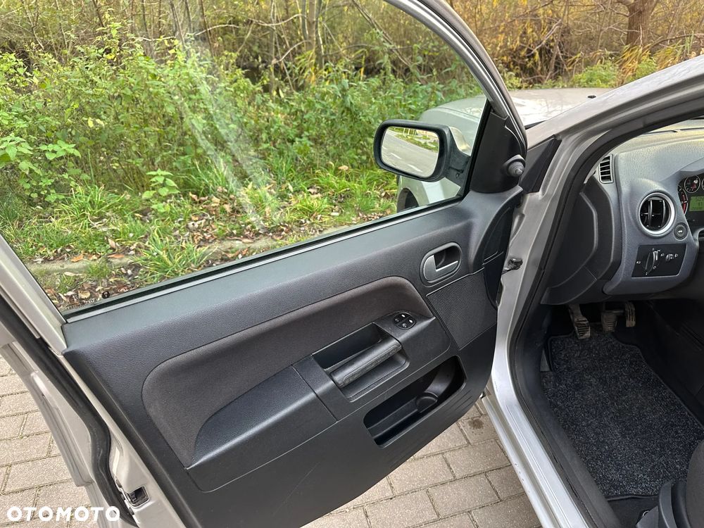 Ford Fusion 1.4 TDCI Ambiente - 16