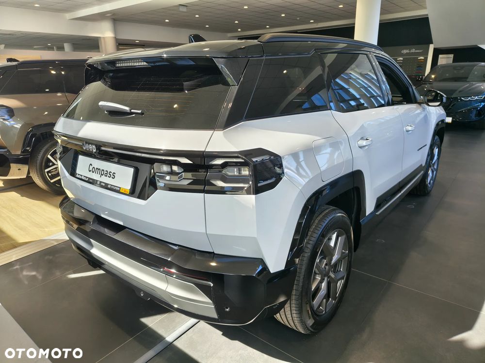 Jeep Compass 1.2 T3 mHEV First Edition FWD DCT - 8