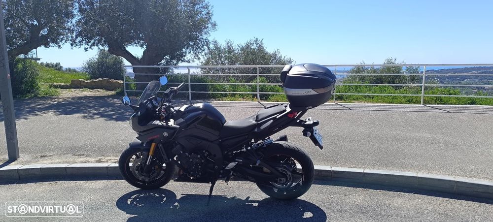 Yamaha Fazer FZ8S - 2