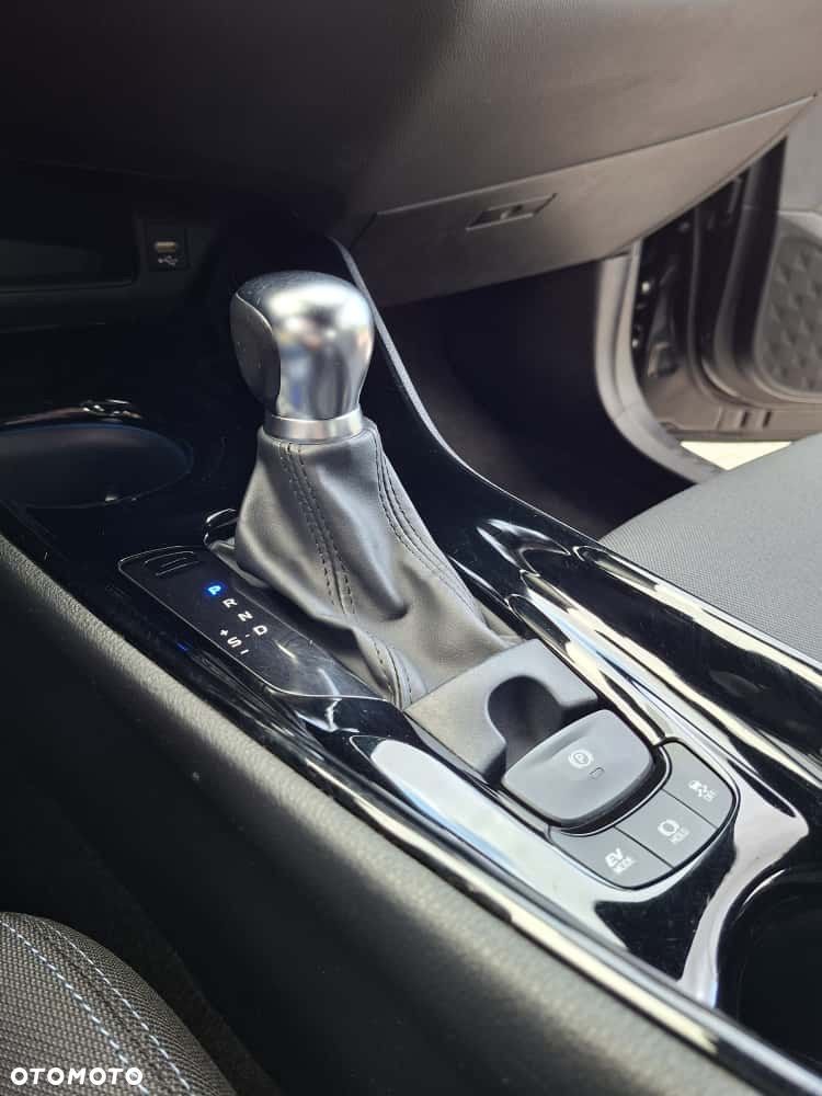 Toyota C-HR 2.0 Hybrid Executive - 12