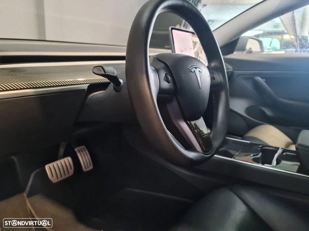 Tesla Model 3 Long Range AWD Dual Motor Performance - 17