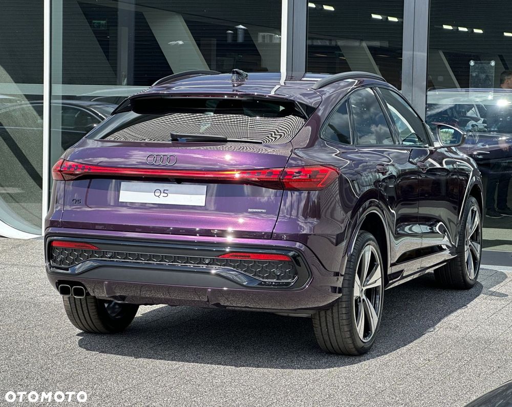 Audi Q5 Sportback - 5