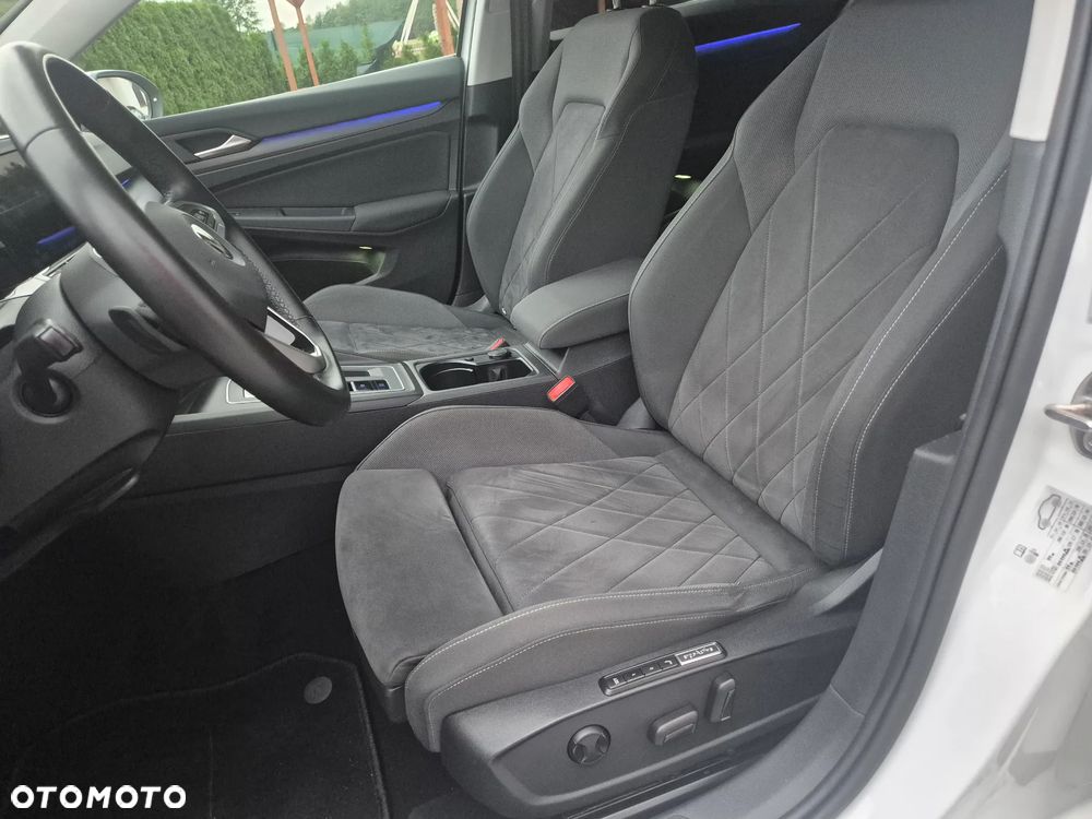 Volkswagen Golf - 21