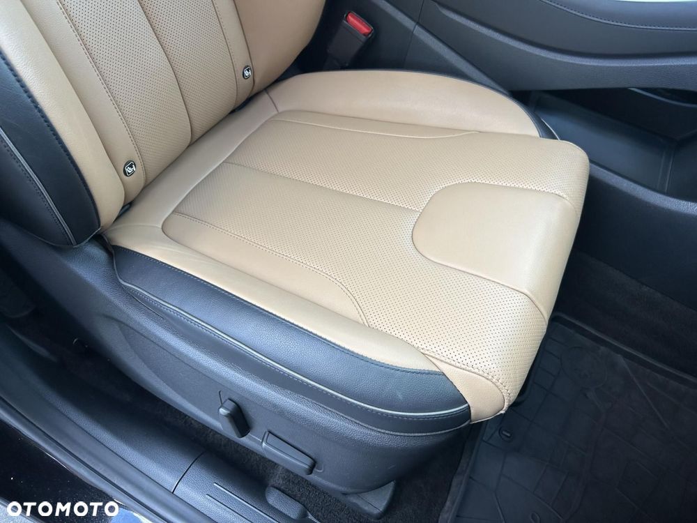 Hyundai Santa Fe - 23