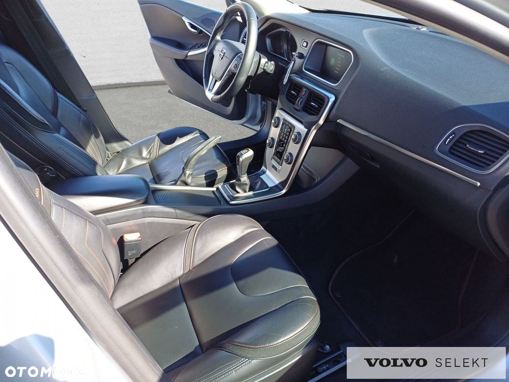 Volvo V40 - 21