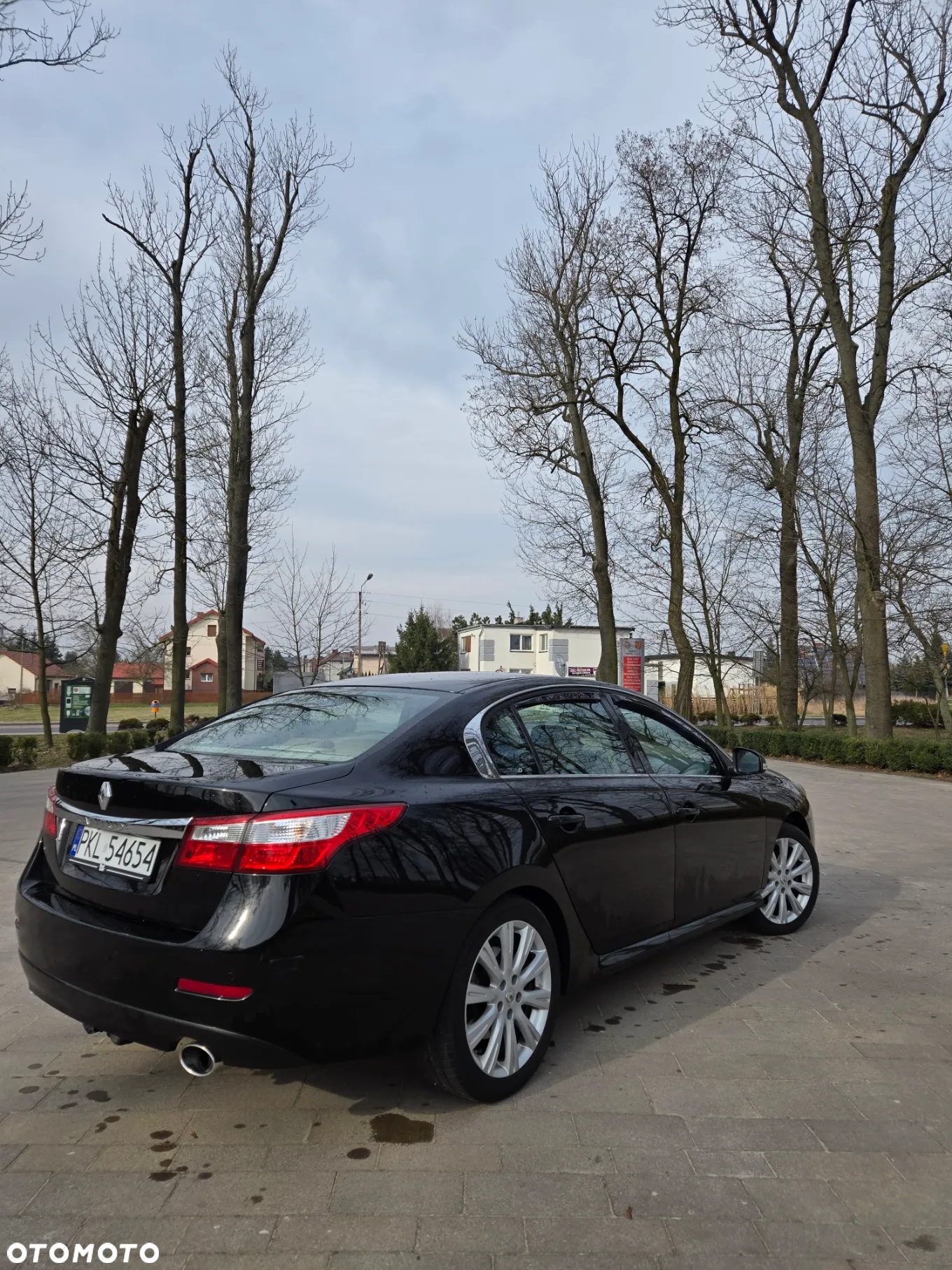 Renault Latitude 3.0 V6 dCi Initiale - 4