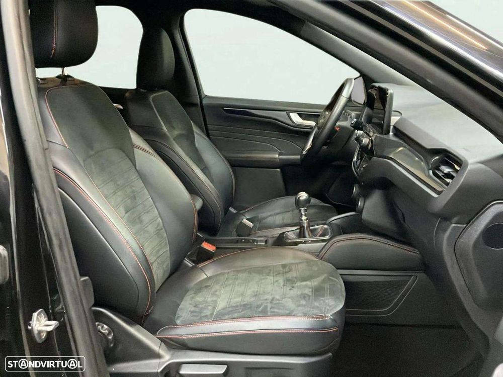 Ford Kuga 1.5 EcoBoost ST-Line - 16