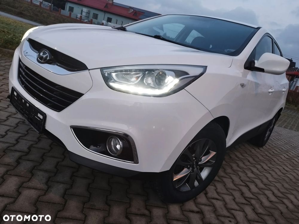 Hyundai ix35 1.6 2WD Fifa World Cup Edition - 1