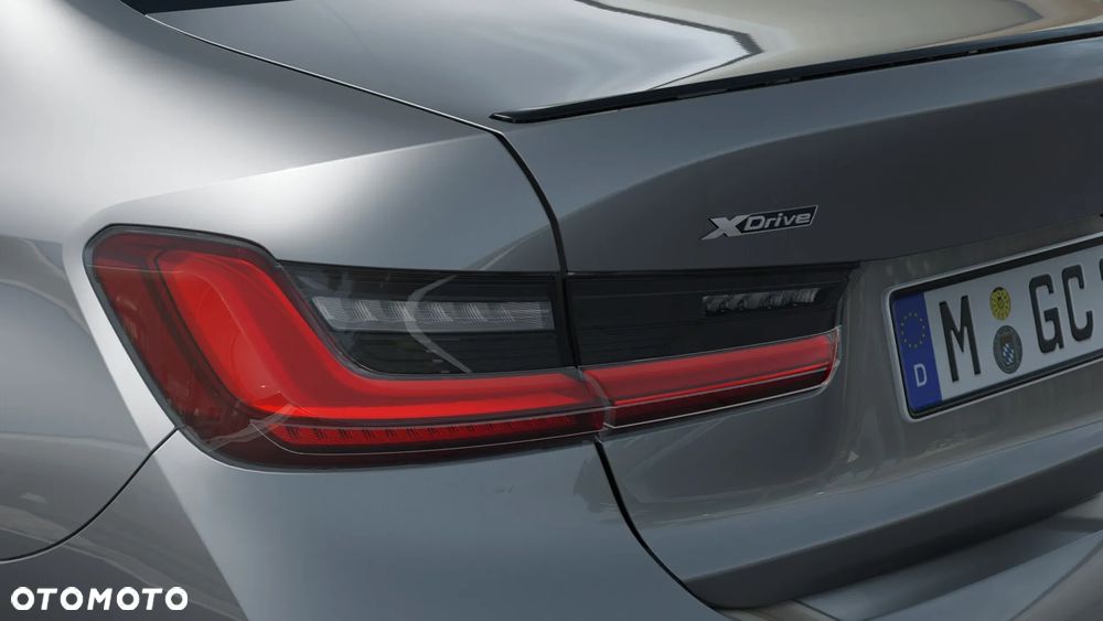 BMW Seria 3 M340i xDrive mHEV sport - 9