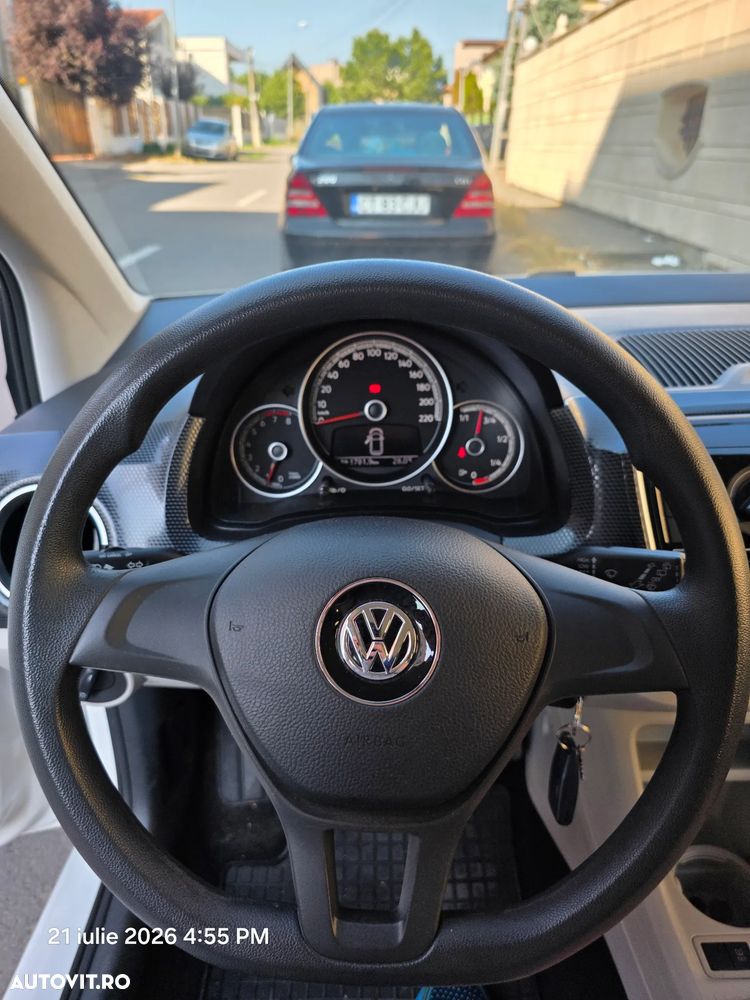 Volkswagen up! - 18