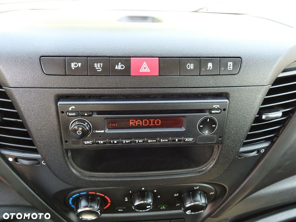 Iveco DAILY 35C13 WYWROTKA TEMPOMAT KLIMATYZACJA BLIŹNIACZE KOŁA  130KM - 37