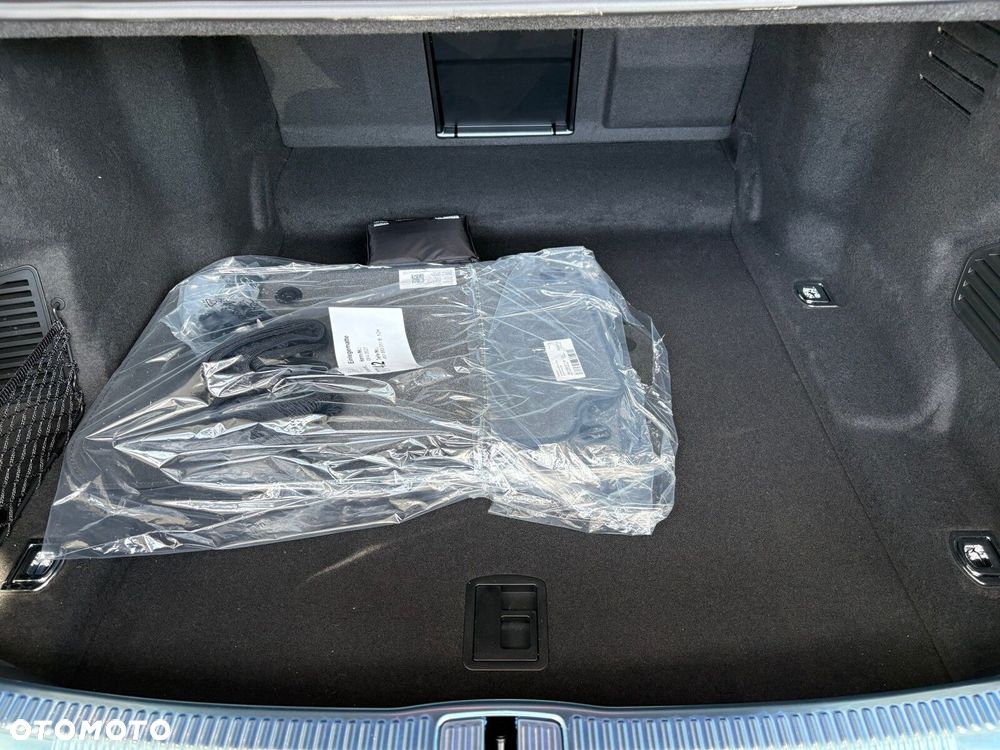 Audi A8 - 8