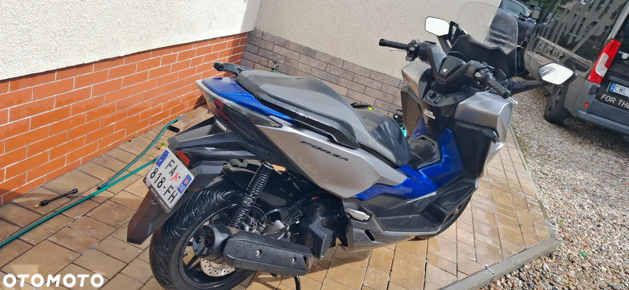Honda NSS - 11