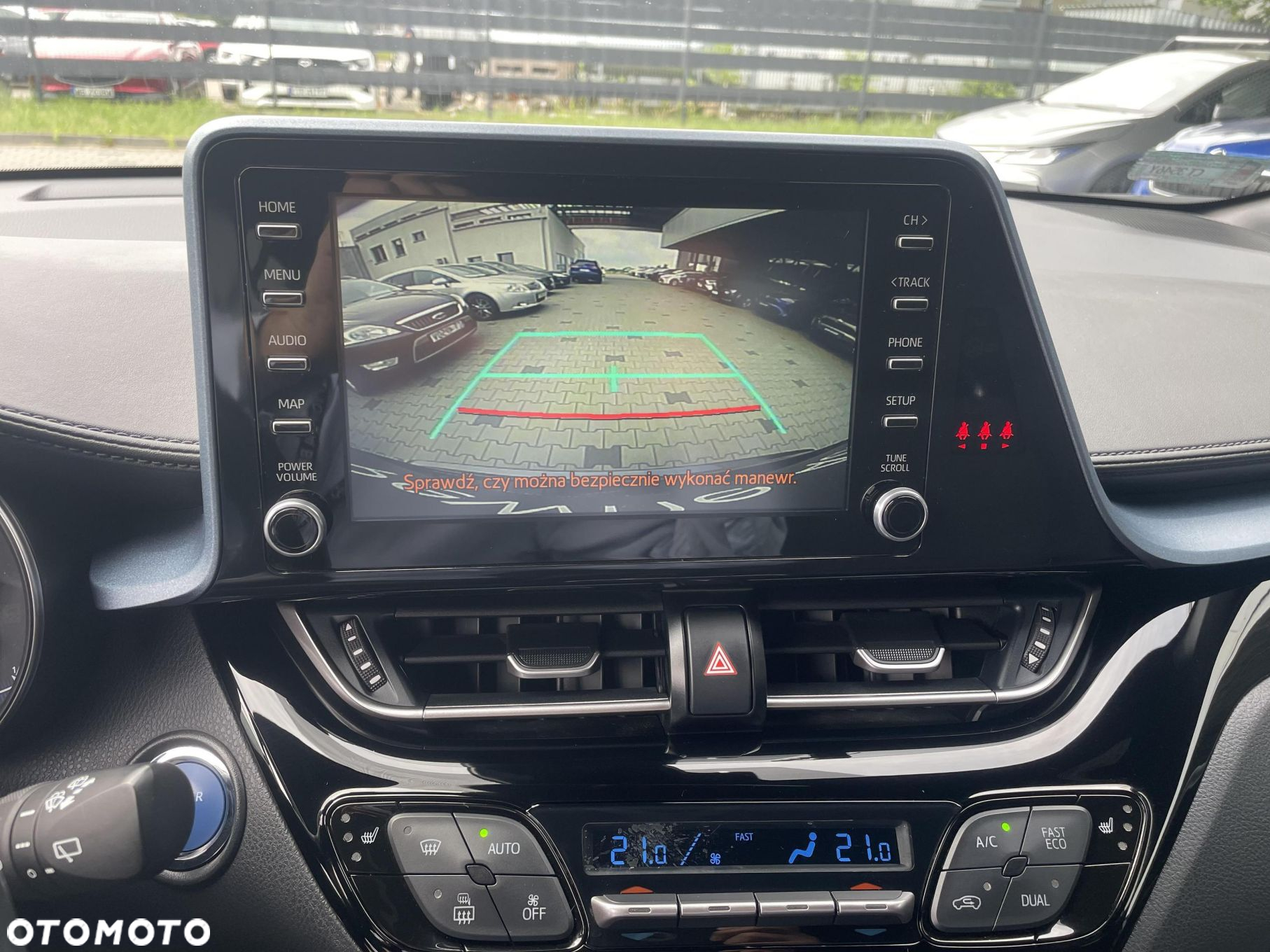 Toyota C-HR - 17