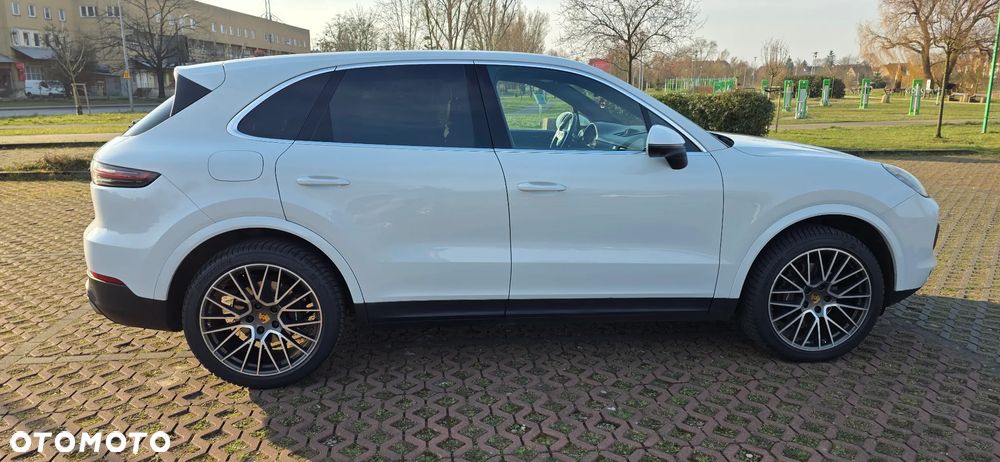 Porsche Cayenne Standard - 15