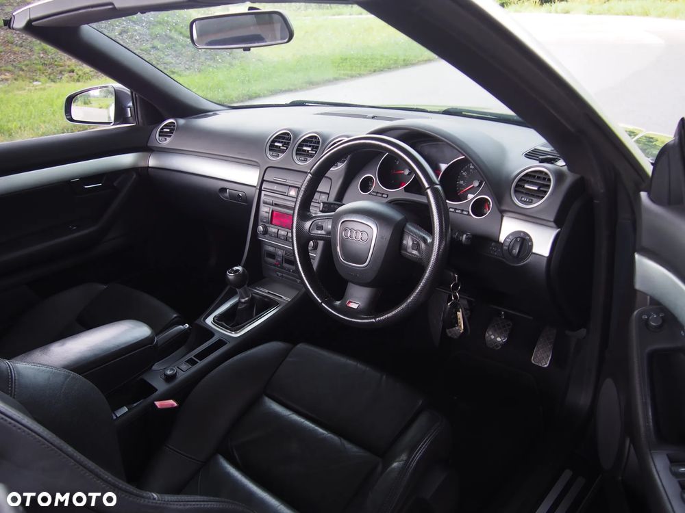 Audi A4 Cabrio 1.8T - 10