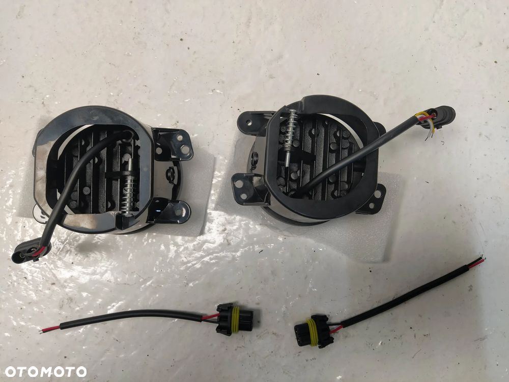 JEEP CHEROKEE HALOGEN LED Z DRL KIERUNKOWSKAZ 3W1 LEWA PRAWA NOWY - 4