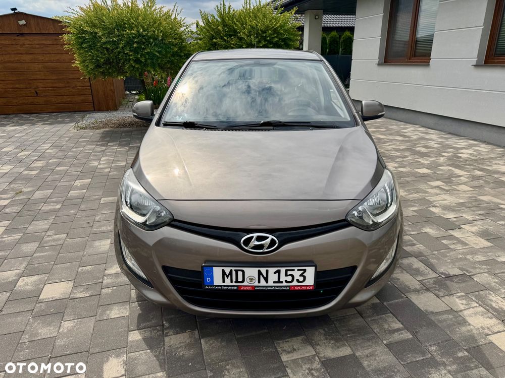 Hyundai i20 - 16