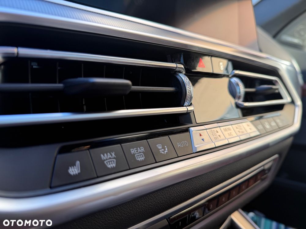 BMW X5 xDrive40d xLine - 23