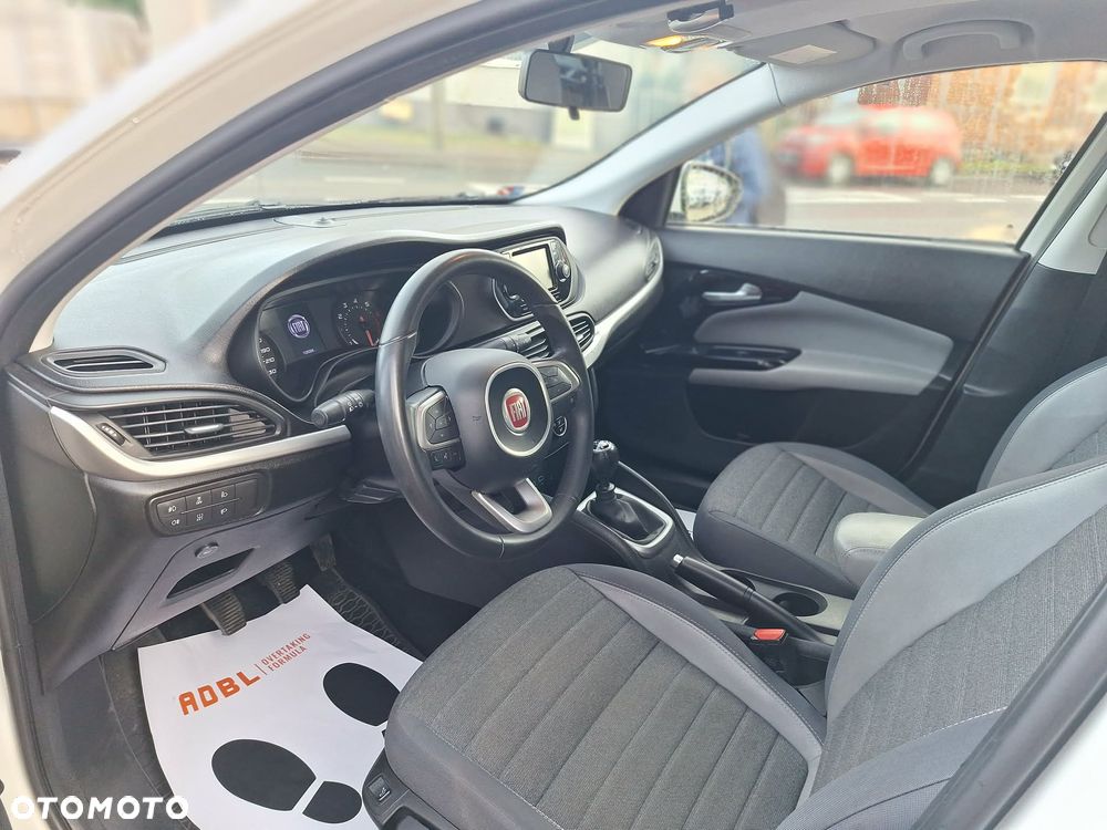 Fiat Tipo 1.4 16V EU6d - 12