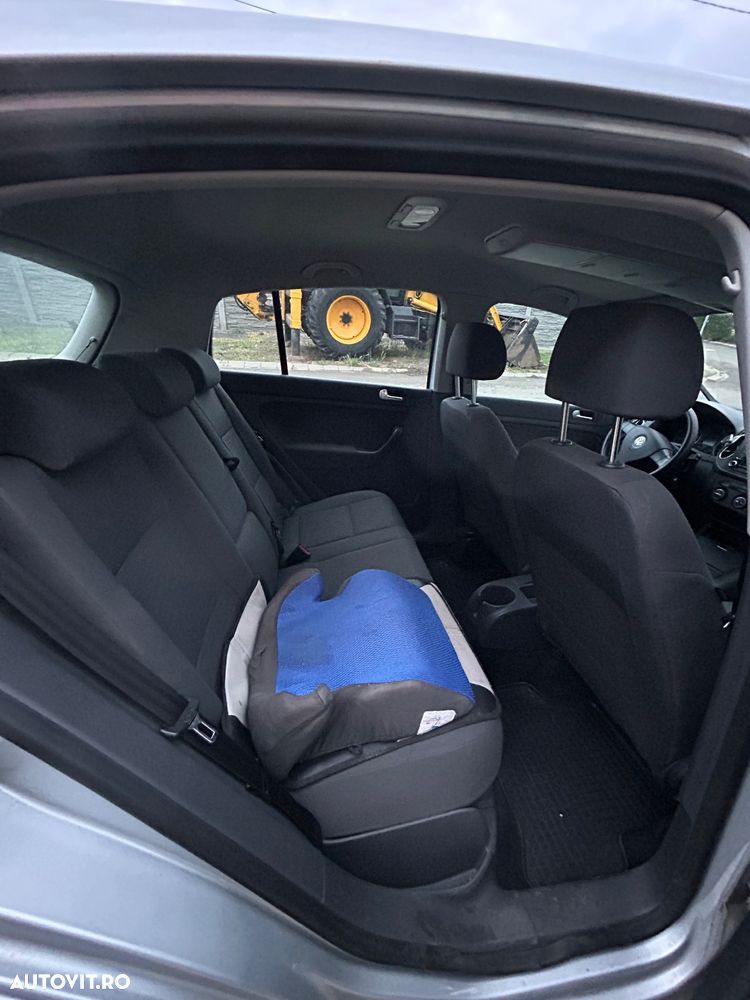 Volkswagen Golf Plus - 7