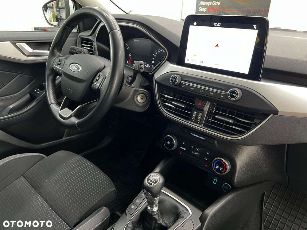 Ford Focus 1.5 EcoBlue STart-Stopp-System TITANIUM X - 16
