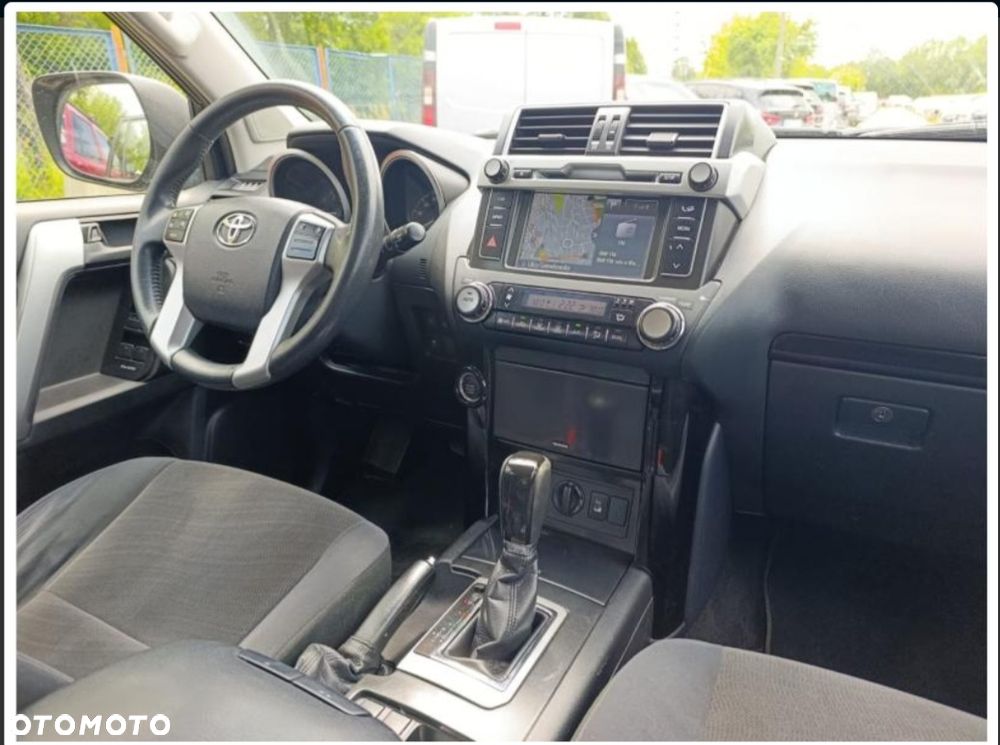 Toyota Land Cruiser LC 2.8 D-4D Prado - 4