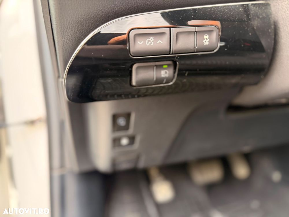 Toyota Prius - 19