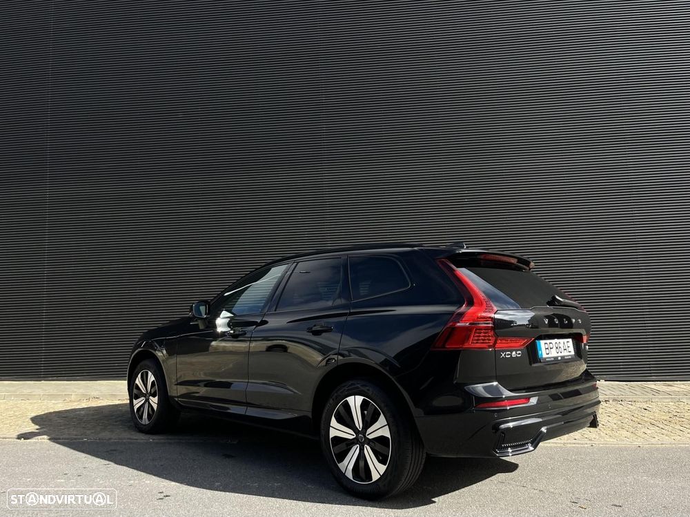 Volvo XC 60 2.0 T6 PHEV Plus Dark AWD - 4