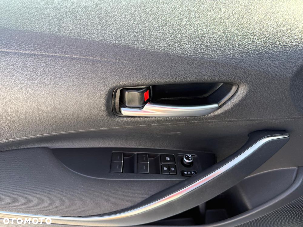 Toyota Corolla 1.8 Hybrid Comfort - 18