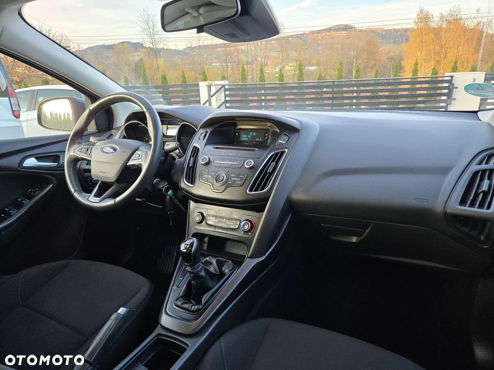 Ford Focus ver-1-0-ecoboost-start--stopp--system-active-x - 18