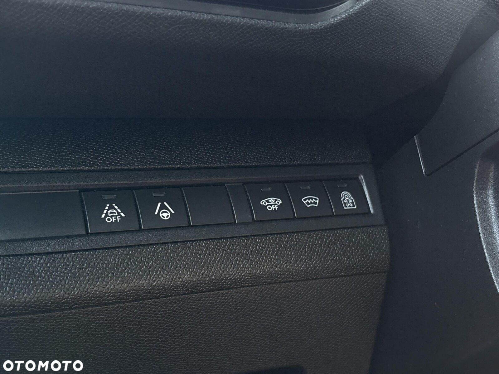 Peugeot 5008 1.6 PureTech GT S&S EAT8 - 22