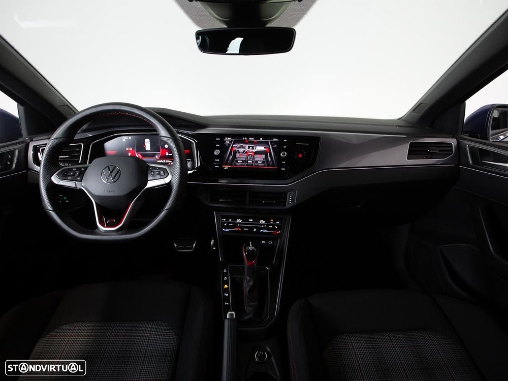 VW Polo 2.0 TSI DSG GTI - 10