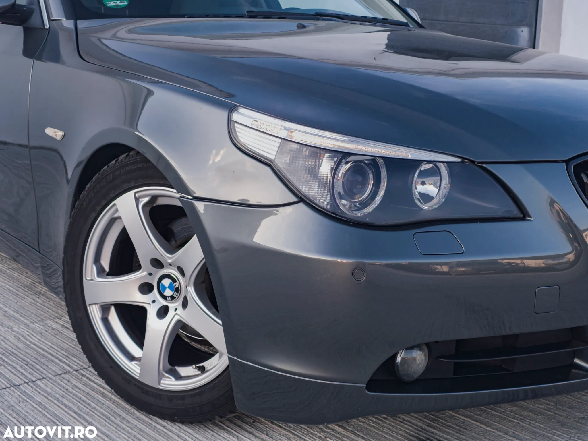 BMW Seria 5 525d Aut. - 22