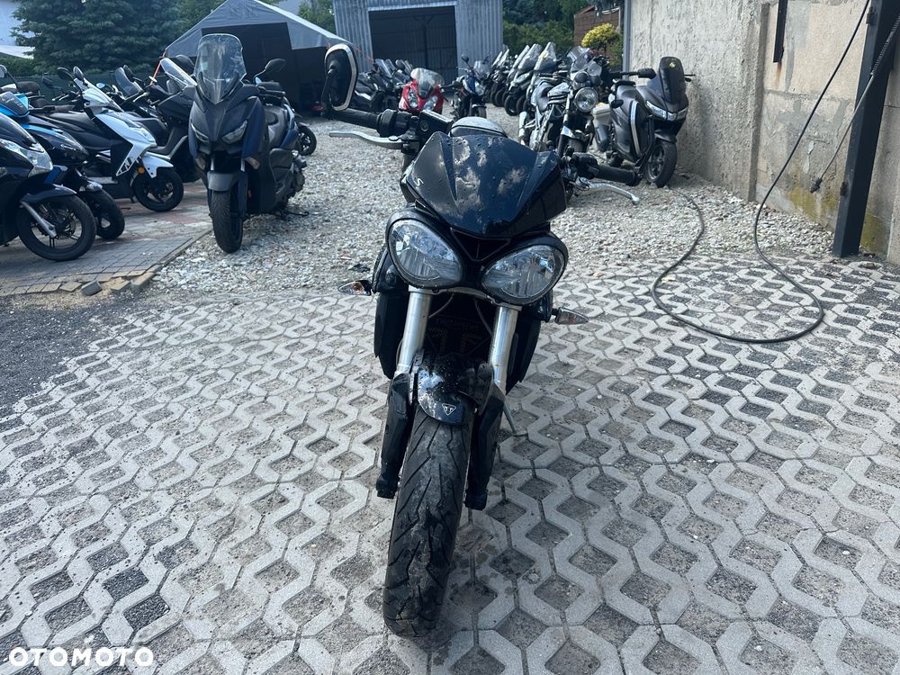 Triumph Street Triple - 2
