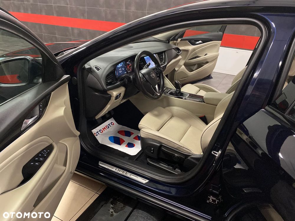 Opel Insignia Grand Sport 1.6 Diesel Innovation - 19