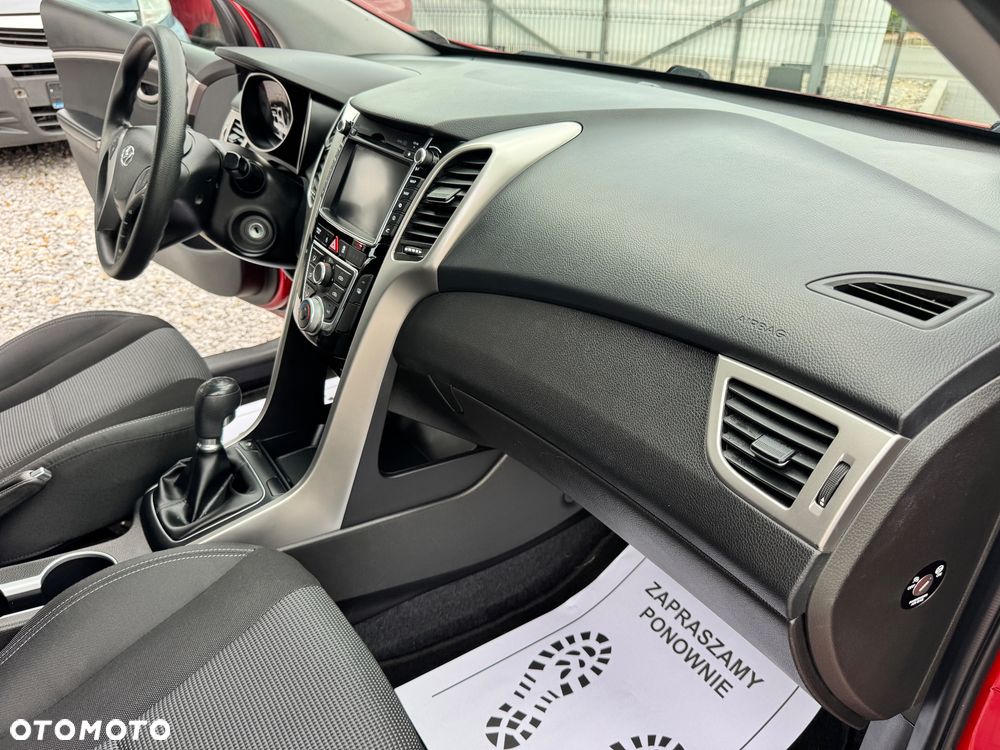 Hyundai i30 - 33
